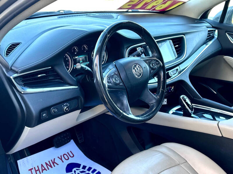 2019 Buick Enclave Essence