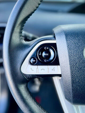 2017 Toyota Prius Four Touring