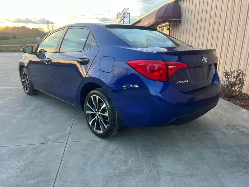 2018 Toyota Corolla SE photo 4