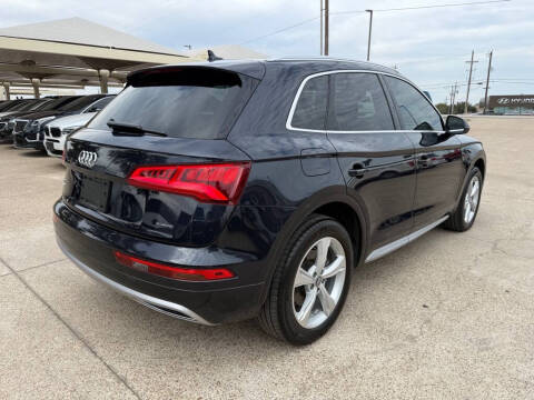 2020 Audi Q5 quattro Premium Plus 45 TFSI