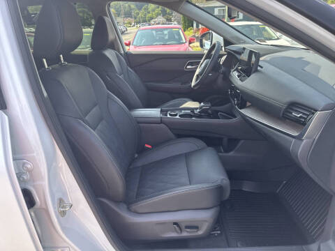 2024 Nissan Rogue Platinum