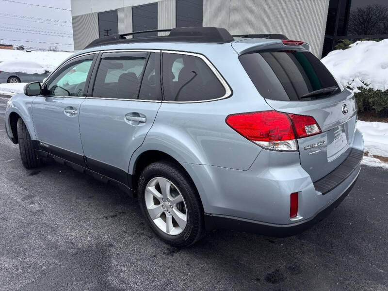 2013 Subaru Outback 2.5i Premium