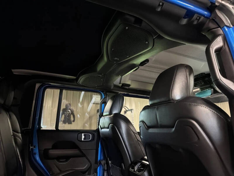 2024 Jeep Gladiator
