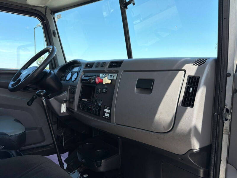 2014 Peterbilt 337