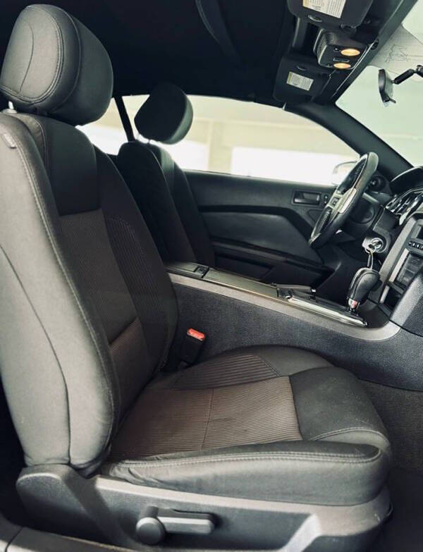 2014 Ford Mustang V6 Premium