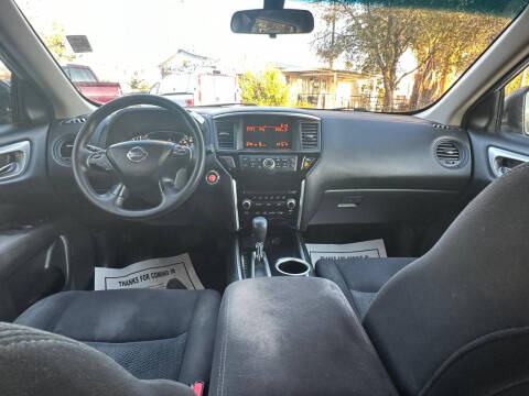 2016 Nissan Pathfinder S