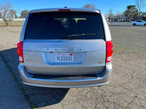 2018 Dodge Grand Caravan SE