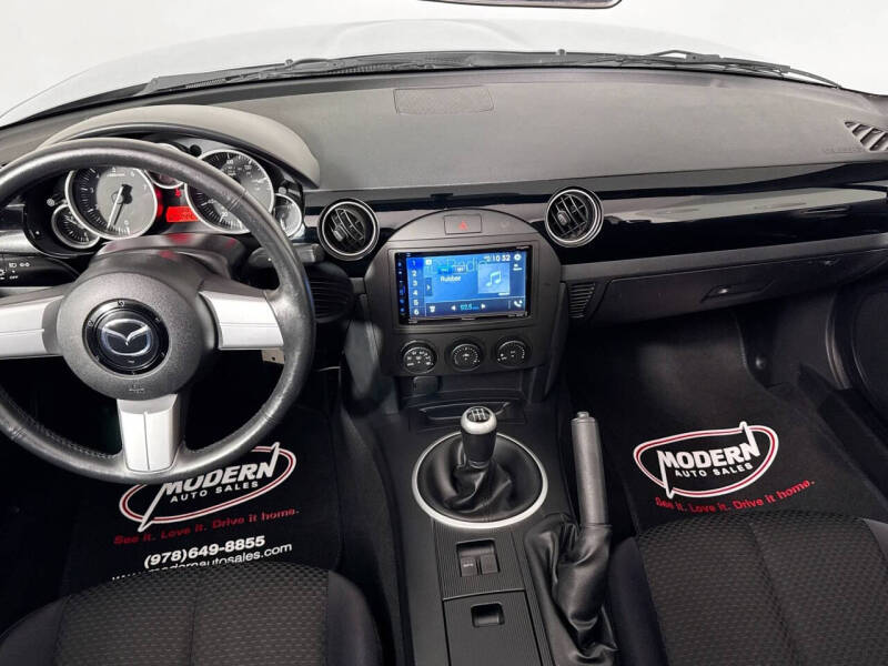 2006 Mazda MX-5 Miata