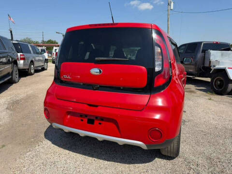 2018 Kia Soul +