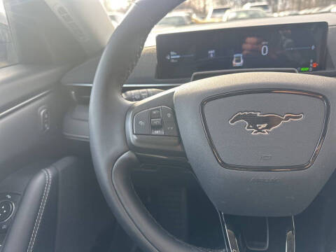 2025 Ford Mustang Mach-E Select