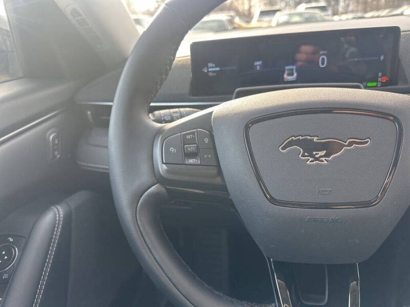 2025 Ford Mustang Mach-E Select