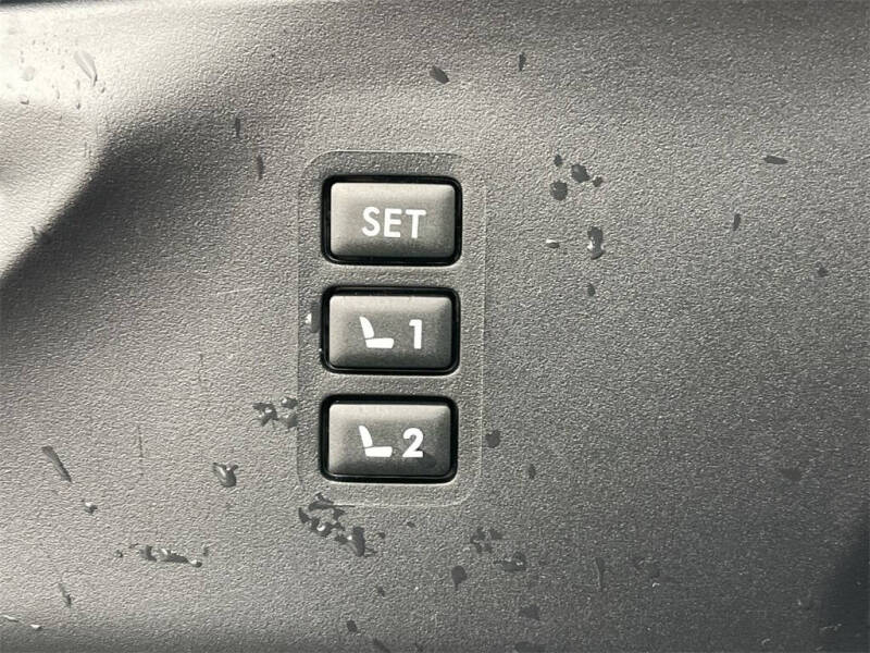 2025 Subaru Ascent Limited 8-Passenger