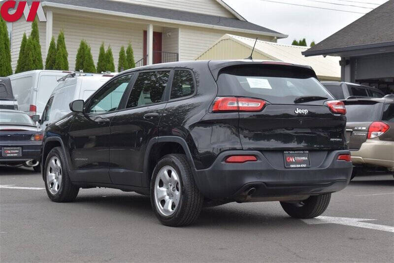 2016 Jeep Cherokee Sport