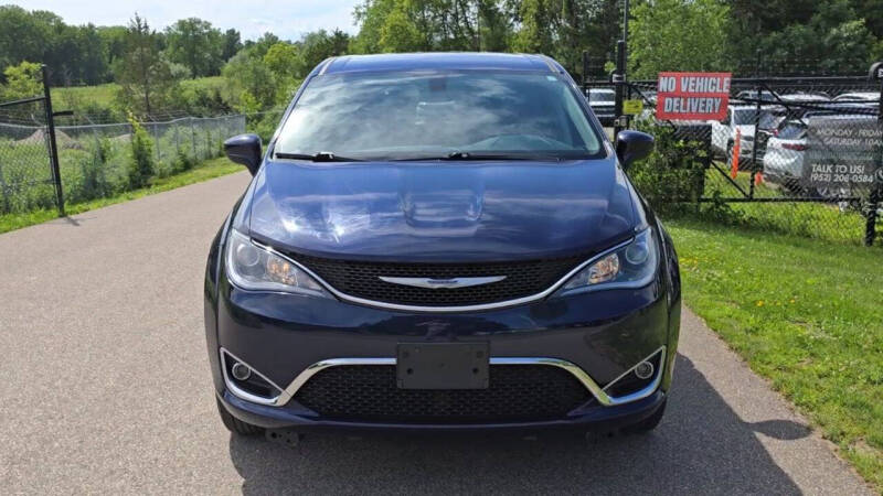 2020 Chrysler Pacifica Touring
