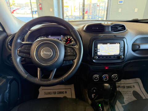 2017 Jeep Renegade Altitude