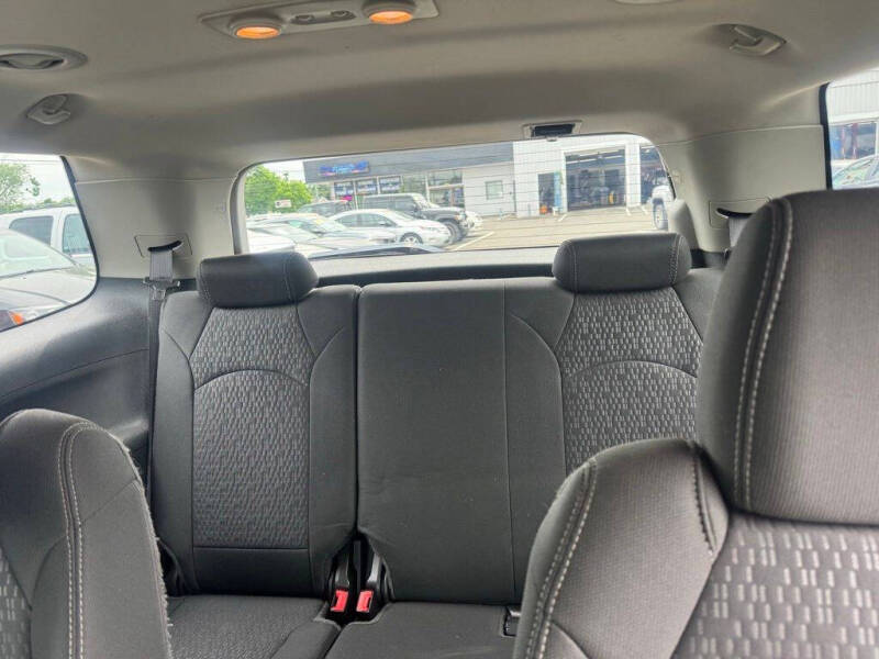 2014 GMC Acadia SLE-2