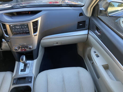 2011 Subaru Outback 2.5i Premium