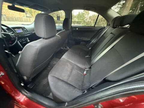 2017 Mitsubishi Lancer ES