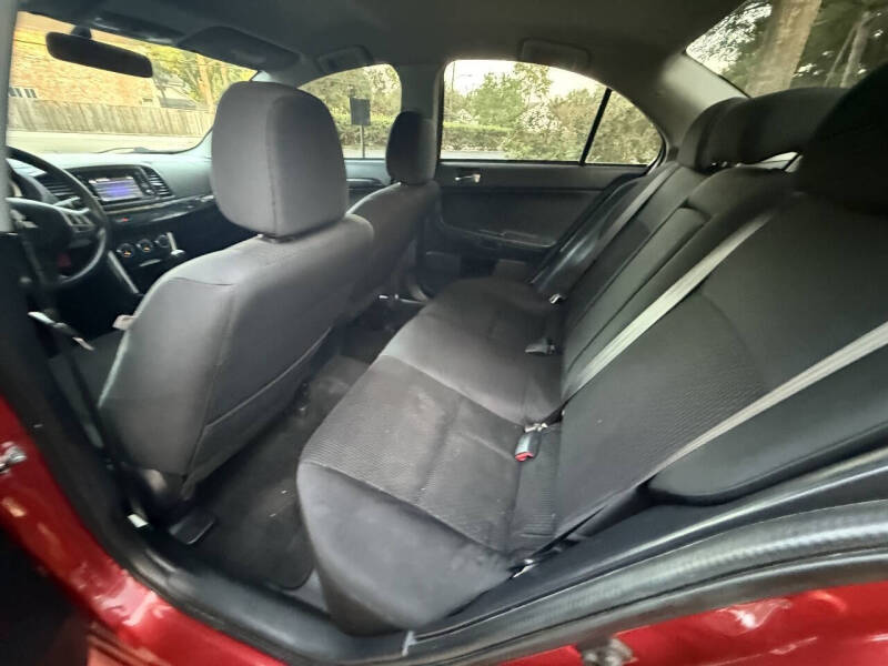 2017 Mitsubishi Lancer ES
