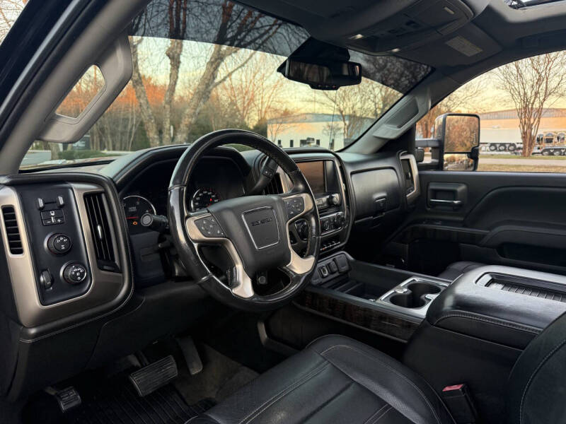 2016 GMC Sierra 2500HD Denali