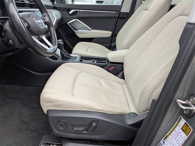 2020 Audi Q3 quattro Premium 45 TFSI