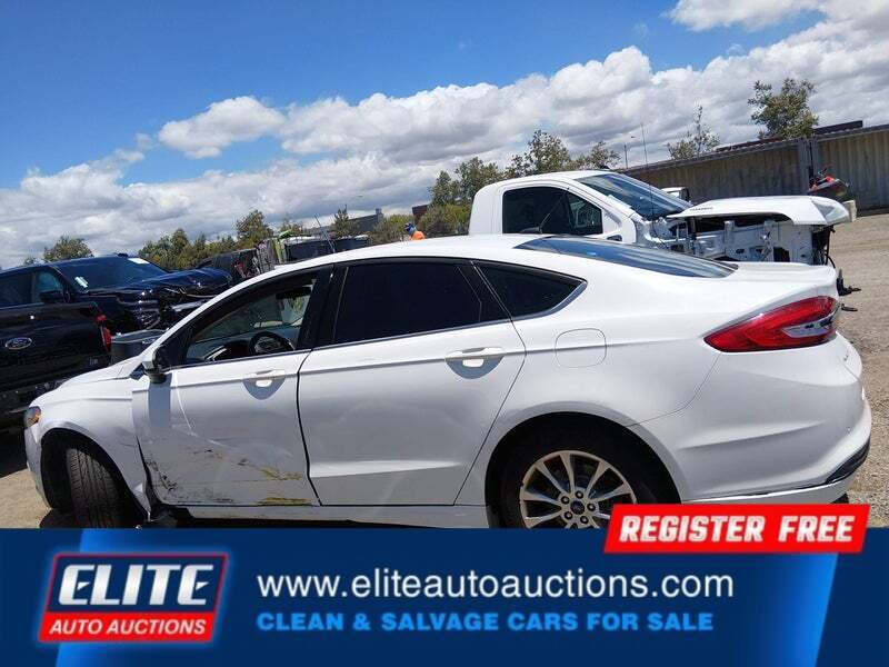 2017 Ford Fusion SE