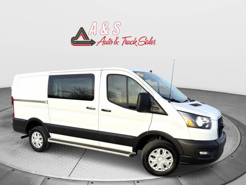2024 Ford Transit Van Base's photo