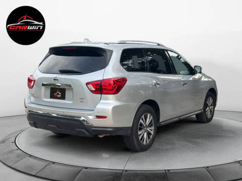 2020 Nissan Pathfinder SL