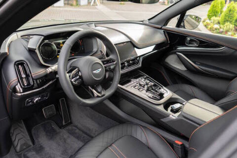 2026 Aston Martin DBX 707