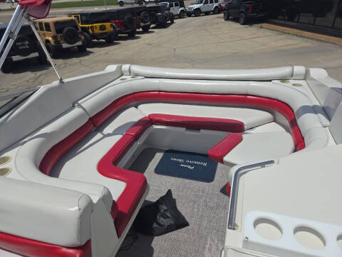 1992 Regal Ventura 8.3