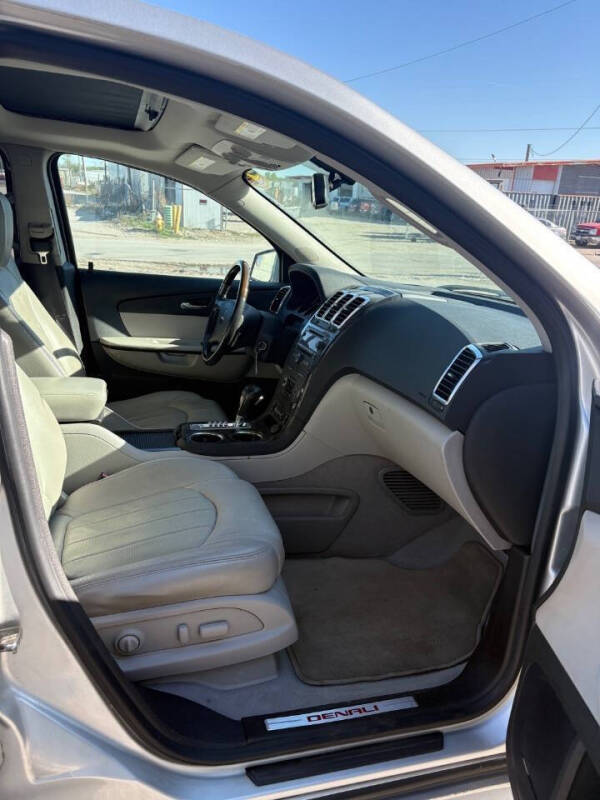 2012 GMC Acadia Denali