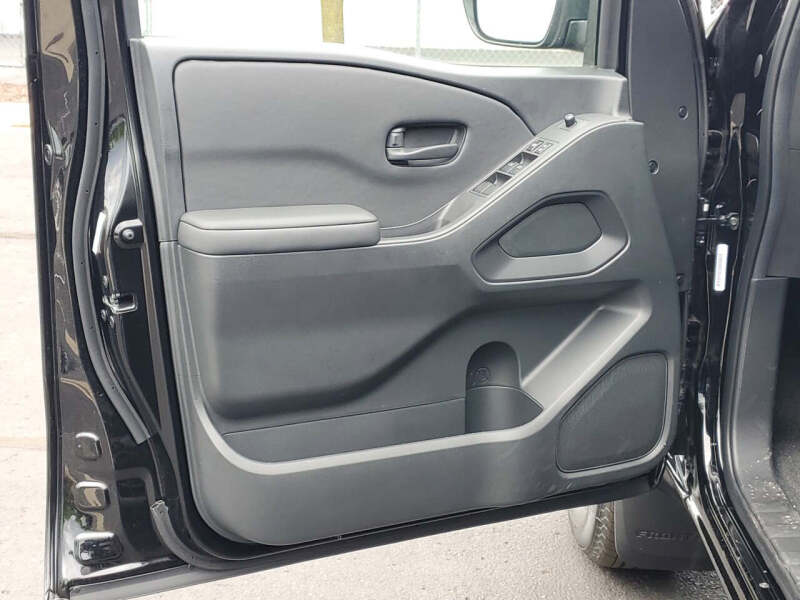 2026 Nissan Frontier