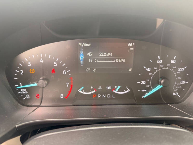 2020 Ford Escape SE