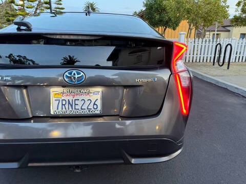 2016 Toyota Prius Three Touring
