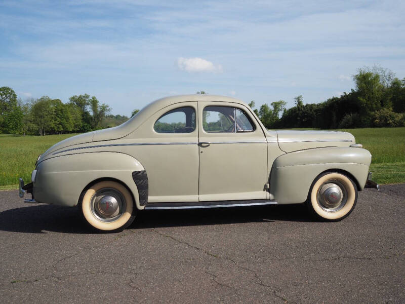 1941 Ford Deluxe