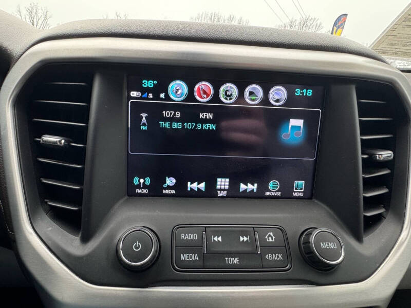 2017 GMC Acadia SLT-1