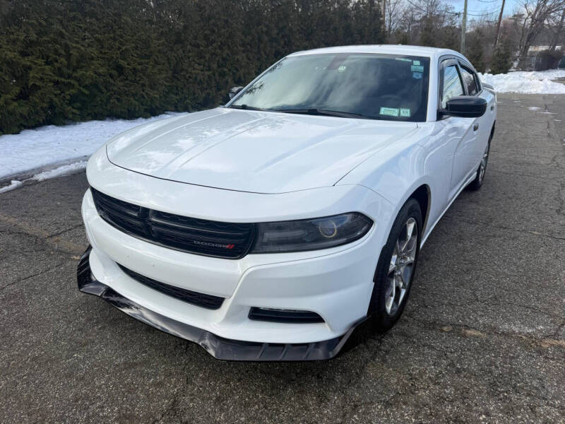 2016 Dodge Charger SXT's photo