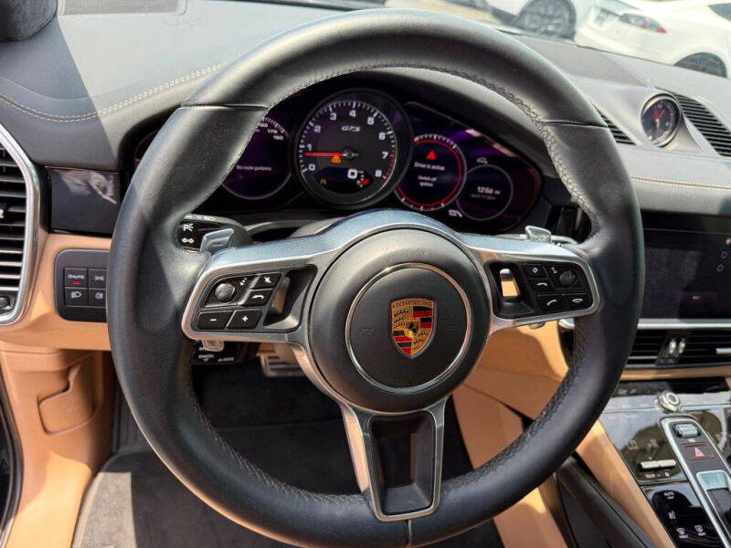 2023 Porsche Cayenne GTS
