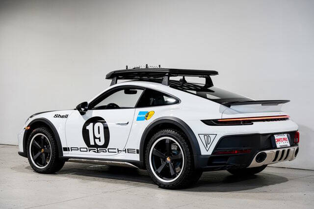 2024 Porsche 911 Dakar