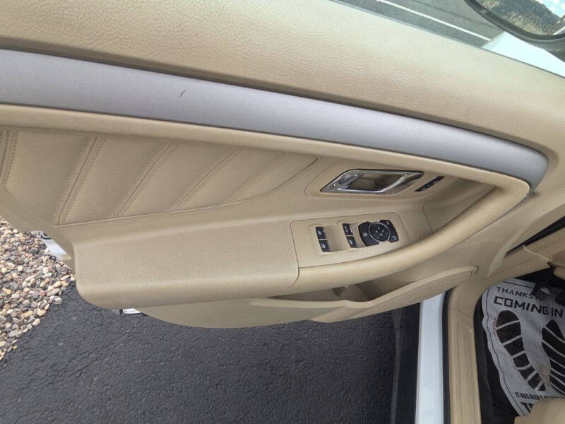 2014 Ford Taurus SEL