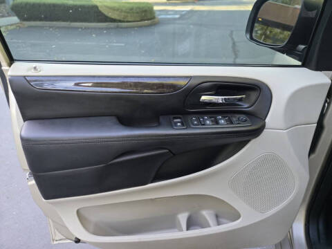 2012 Dodge Grand Caravan SXT