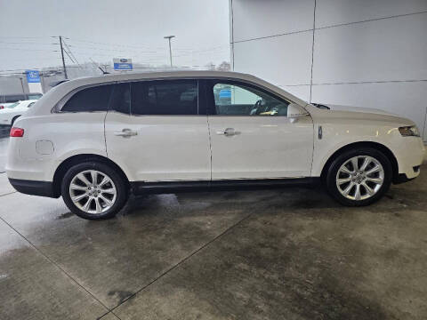 2016 Lincoln MKT EcoBoost