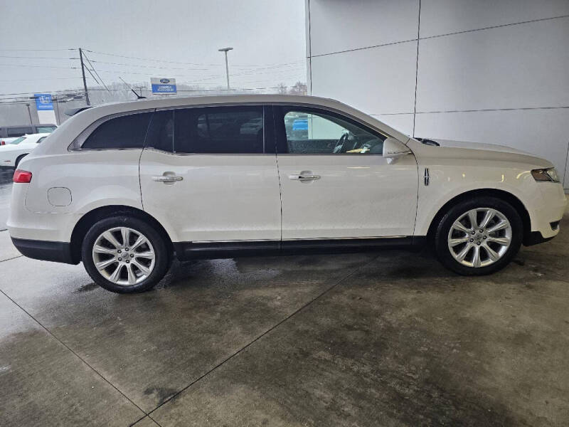 2016 Lincoln MKT EcoBoost