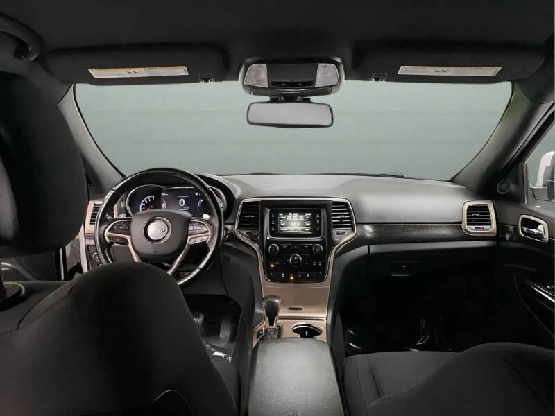 2016 Jeep Grand Cherokee Laredo