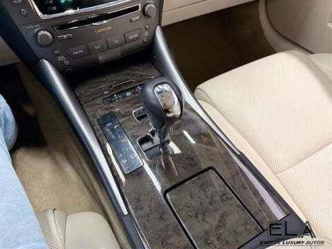 2010 Lexus IS 250C