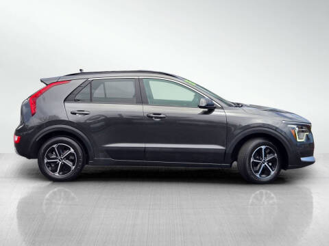 2025 Kia Niro EX