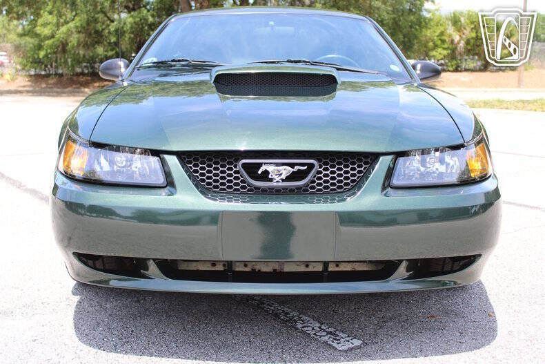 2001 Ford Mustang