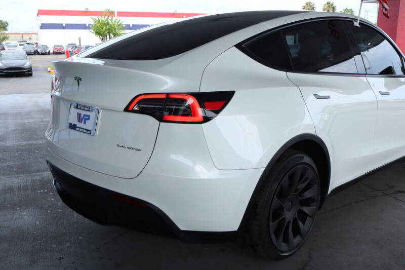 2023 Tesla Model Y Long Range
