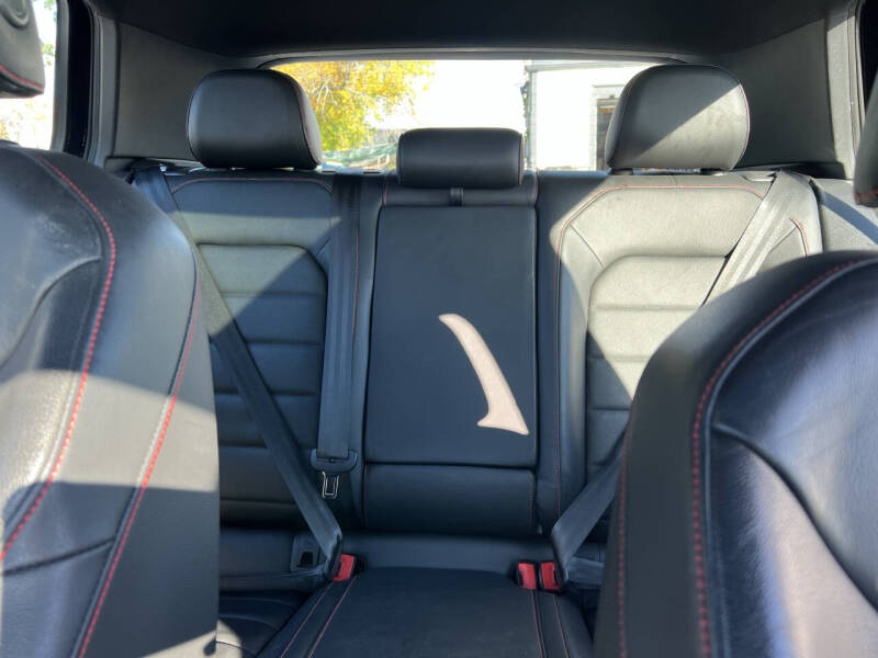 2016 Volkswagen Golf GTI SE