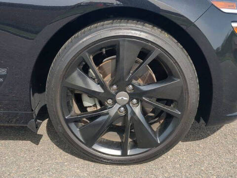 2023 Genesis G70